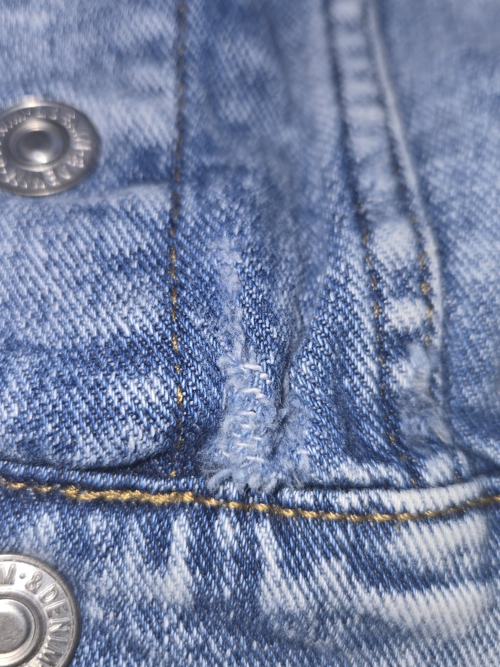 H&M Blue Denim Jacket with Gray Sweatshirt Sleeves - Size 2/3 - Picture 5 of 9